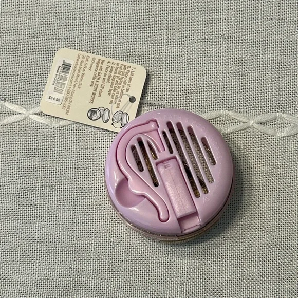 Bath and Body Works Disney Princess Collection Car Fragrance Holder NWT - Picture 3 of 6